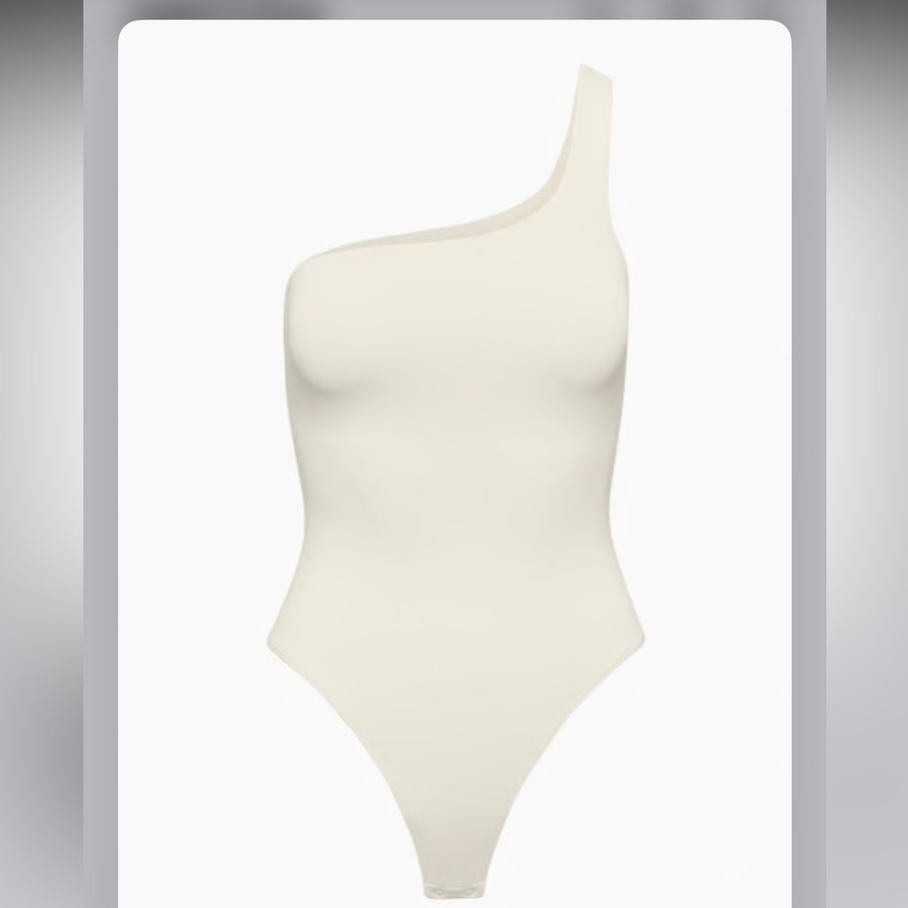Brand new with tags Aritzia contour one shoulder body suit
